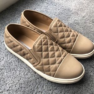 Steve Madden slip on women 7
